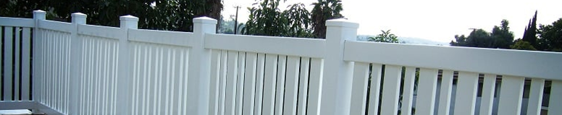 What’s the difference between vinyl sold at the home centers, online resellers or by fence contractors?