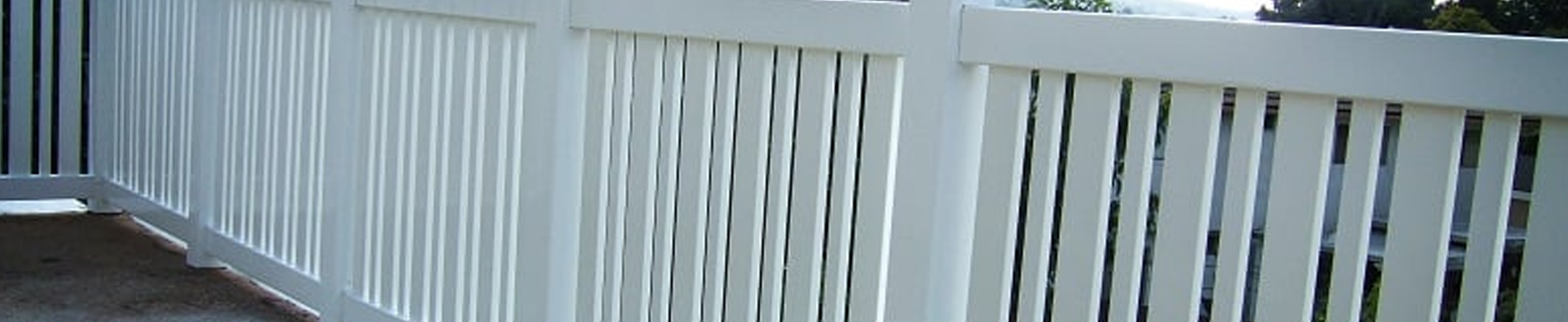 Install a vinyl fence from Duramax – Hire an expert fencing contractor for installation