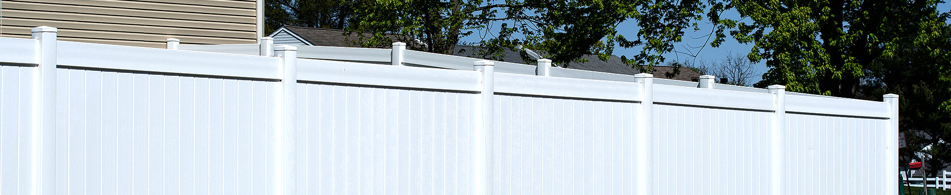Vinyl Fences- What Makes It Suitable for Colder Climates?