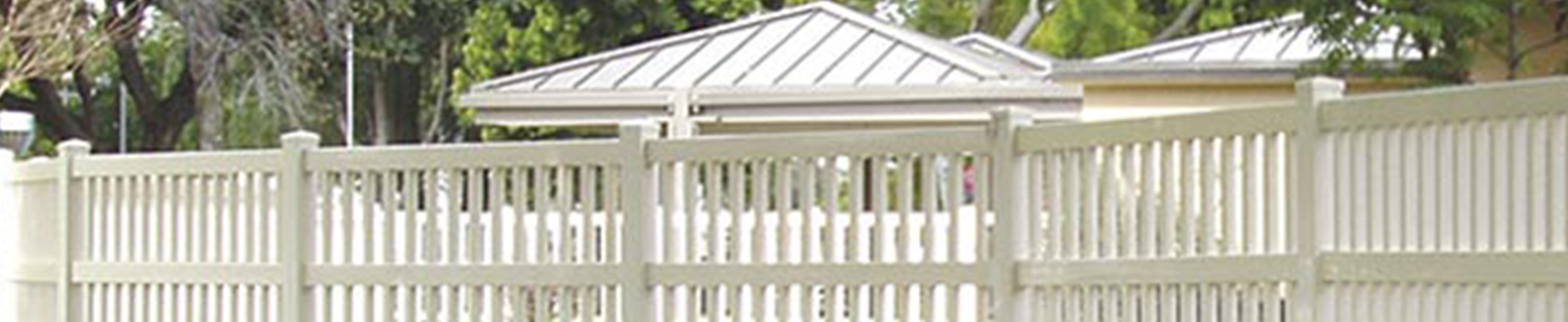 How To Keep Vinyl Fences Clean With Household Products?
