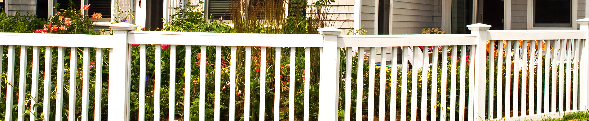 Top 3 Reasons One Should Consider Buying Vinyl Fence Over Other Alternatives