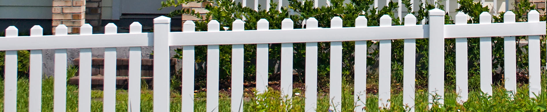 Install a Vinyl Fence and Reduce Noise Pollution