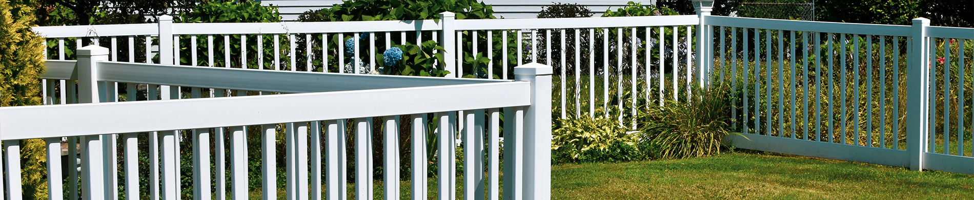 Which Fencing Material is the Ideal Choice for Weather-resistant Fencing?