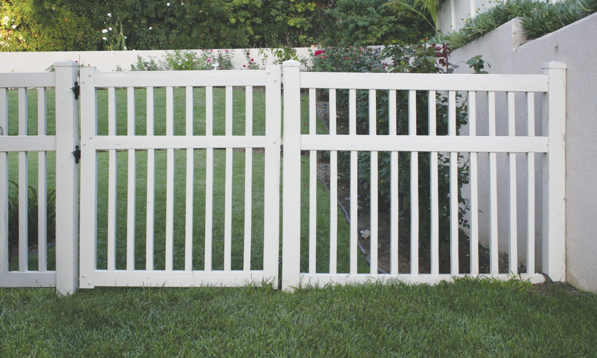 Vinyl Fence Calculator